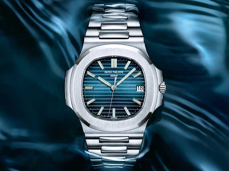 review-dong-ho-Patek-Philippe-Nautilus-Thuy-Sy
